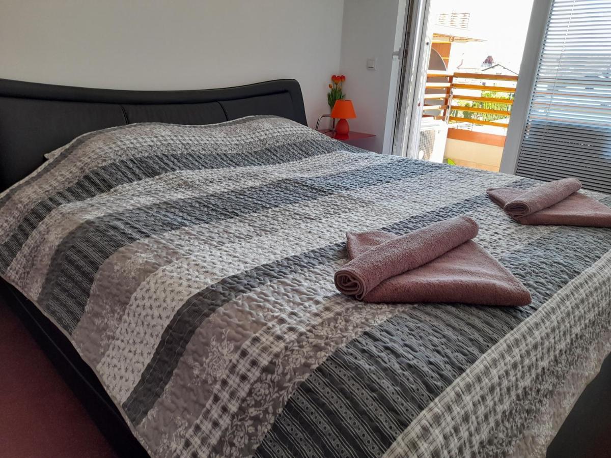 Honey Apartment Moravske-Toplice Buitenkant foto